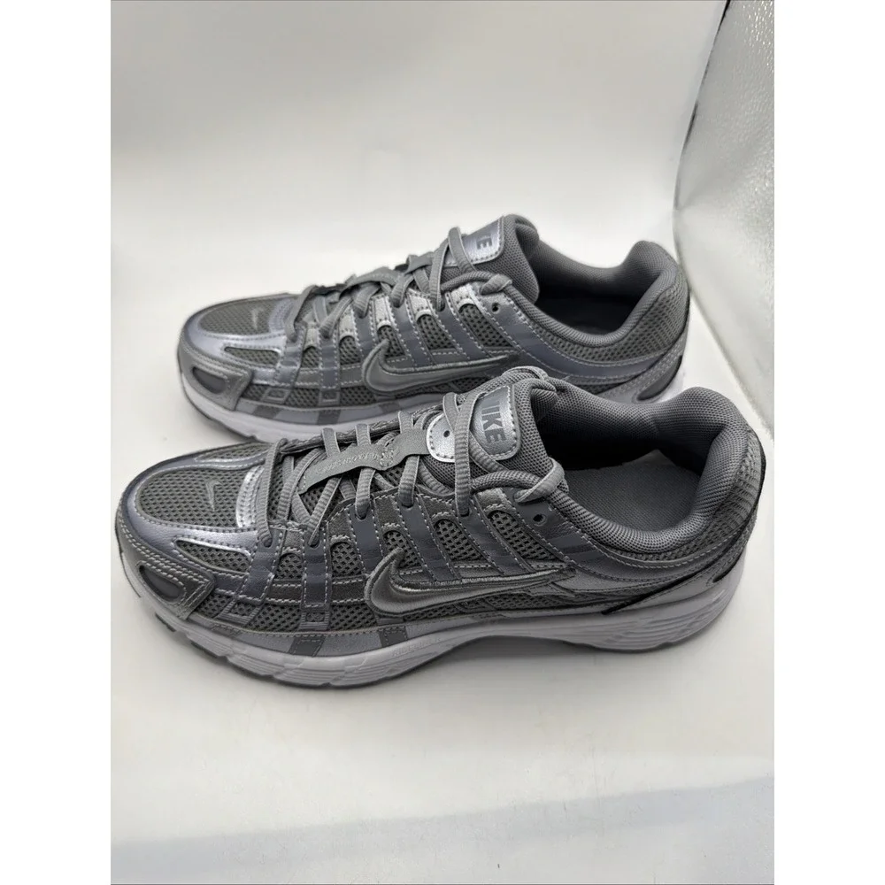 Nike Youth P-6000 Grade-School Metallic Cool Grey. Size‎ 5.5 Youth. New